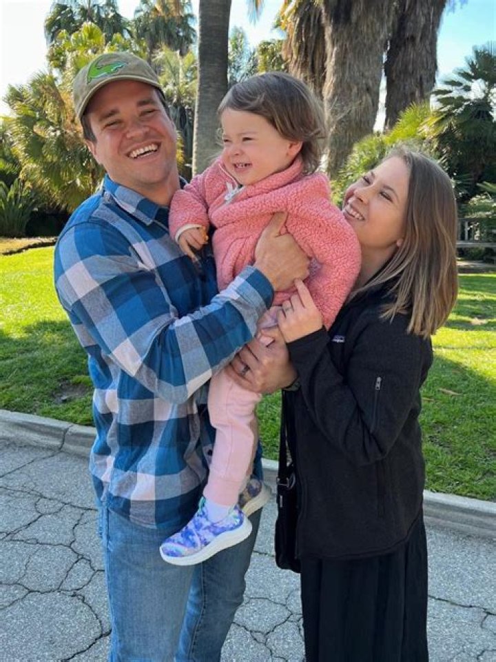 Bindi Irwin, 22, Pregnant: Steve Irwin’s Daughter Expecting 1st Child With Husband Chandler Powell