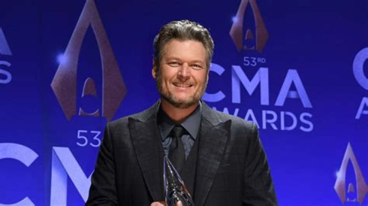 Blake Shelton Growing His Mullet Back As Symbol Of Hope Amid Coronavirus – Hollywood Life