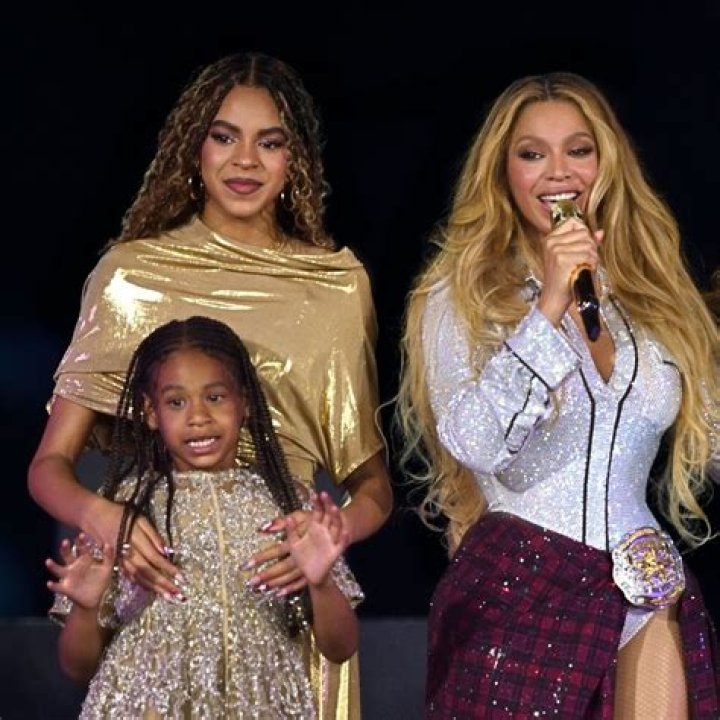 Blue Ivy, Sir & Rumi Carter Together — Beyonce’s Kids In Vogue Video – Hollywood Life