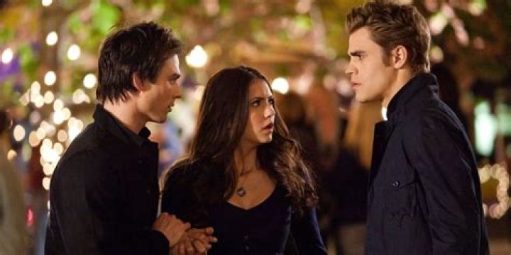 Bonnie Dying, Valerie & Stefan Break Up — Season 7 Recap – Hollywood Life