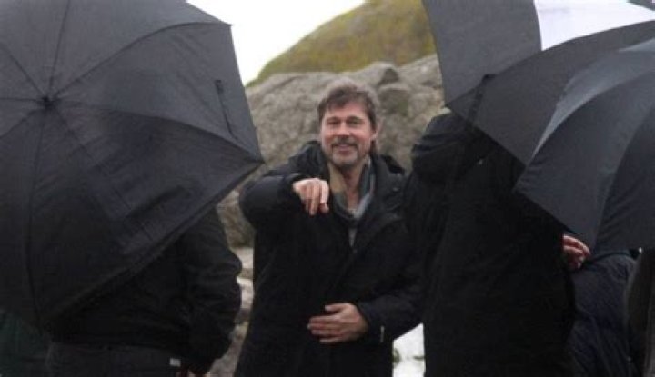Brad Pitt Filming ‘Allied’ In Spain — PICS