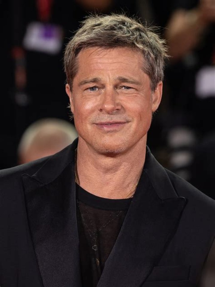 Brad Pitt Jokes About His ‘Disaster Of A Personal Life’ & Admits He’s Figured Out How To Avoid Paparazzi