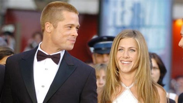 Brad Pitt’s Birthday Gift To Jennifer Aniston For Her 50th Revealed – Hollywood Life