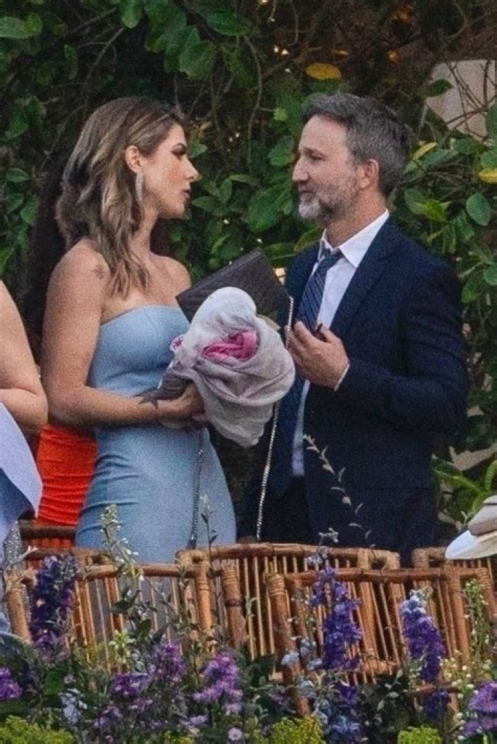 Breckin Meyer: 5 Things to Know About the Actor Dating Bob Saget’s Widow