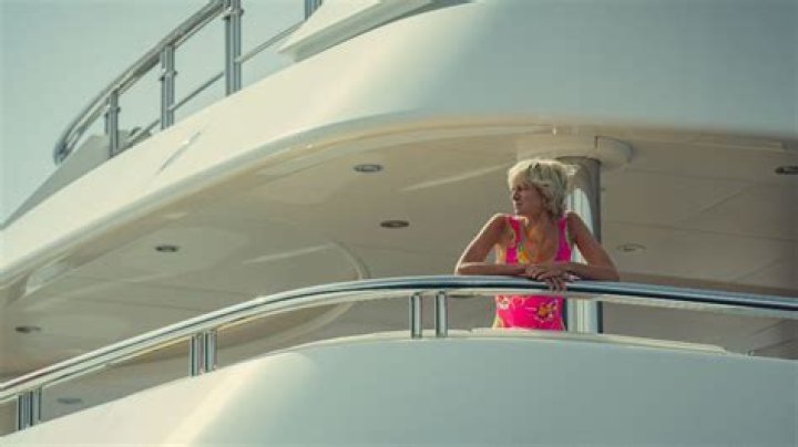 Brielle Biermann Stuns While Posing On A Yacht In Strapless Pink Bikini: Photos