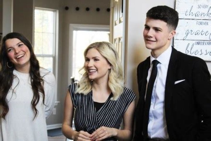‘Bringing Up Bates’ Star Lawson Bates Makes Us Swoon In ‘Like The Rain’ Music Video
