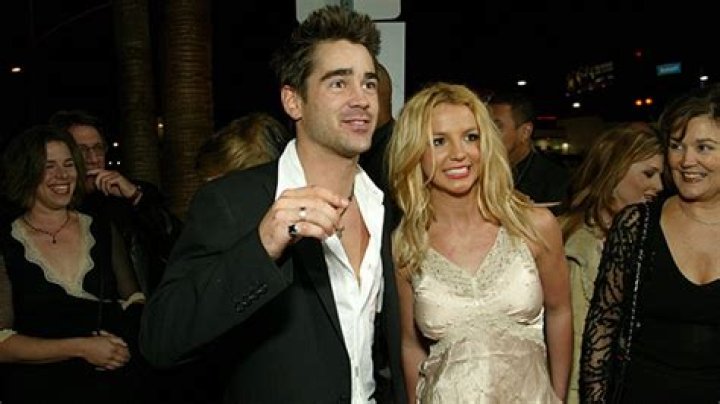 Britney Spears Recalls Brief Fling with Colin Farrell in Memoir – Hollywood Life