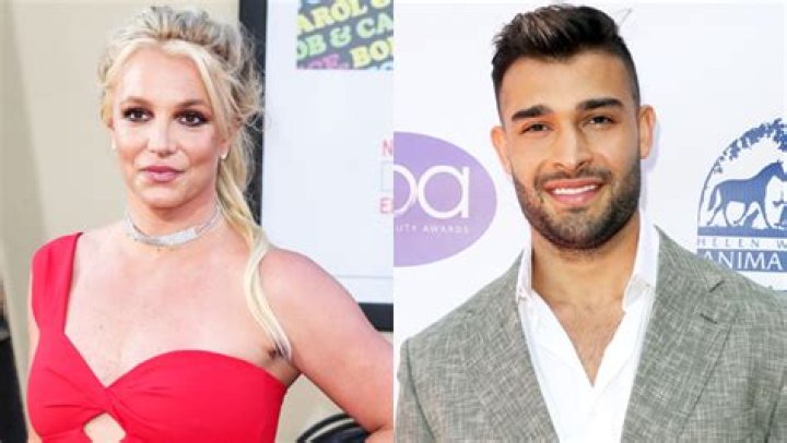 Britney Spears Topless In Bed After Sam Asghari Split: Video – Hollywood Life