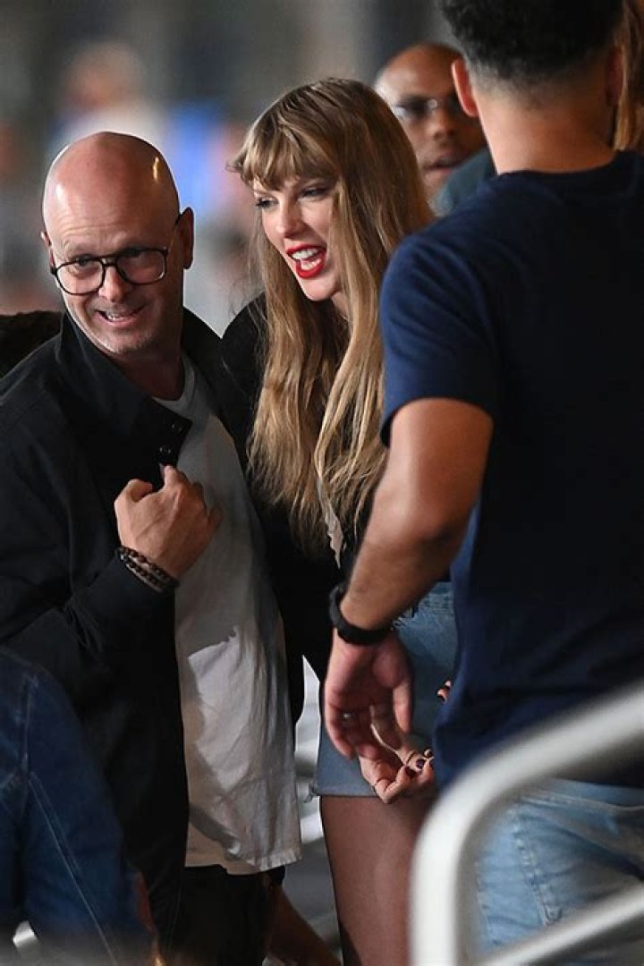 Brittany Mahomes ‘Thrilled’ About New Friendship With Taylor Swift – Hollywood Life