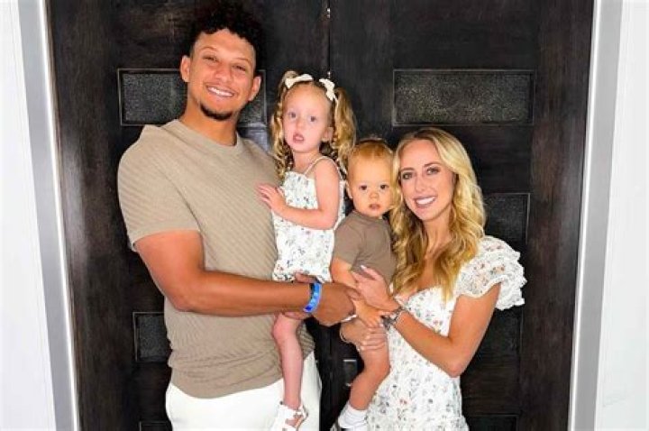 Brittany Matthews Gives Birth To 1st Child With Patrick Mahomes — See Adorable Pic