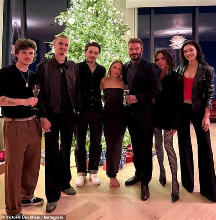 Brooklyn Beckhams Selfie’s With Celebs