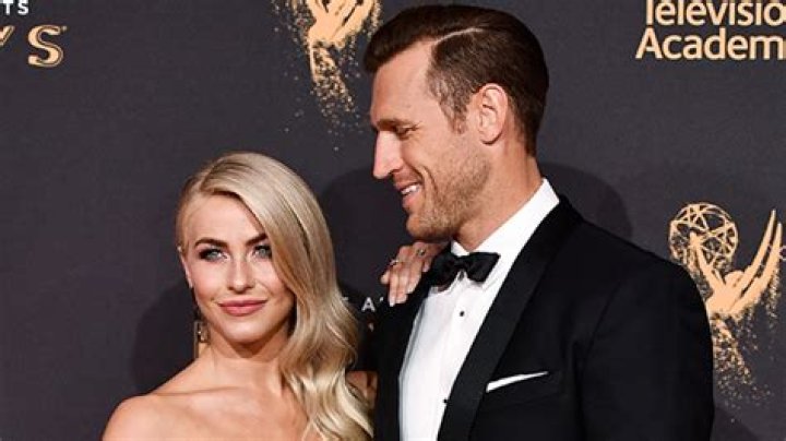Brooks Laich Gushes Wife Over Julianne Hough After She Reveals She’s ‘Not Straight’: I’m ‘So Proud’