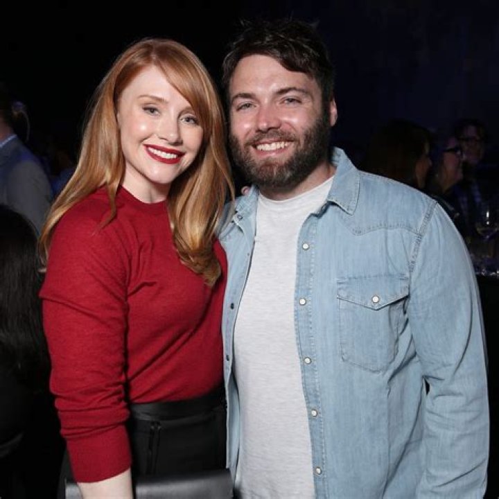 Bryce Dallas Howard – Hollywood Life