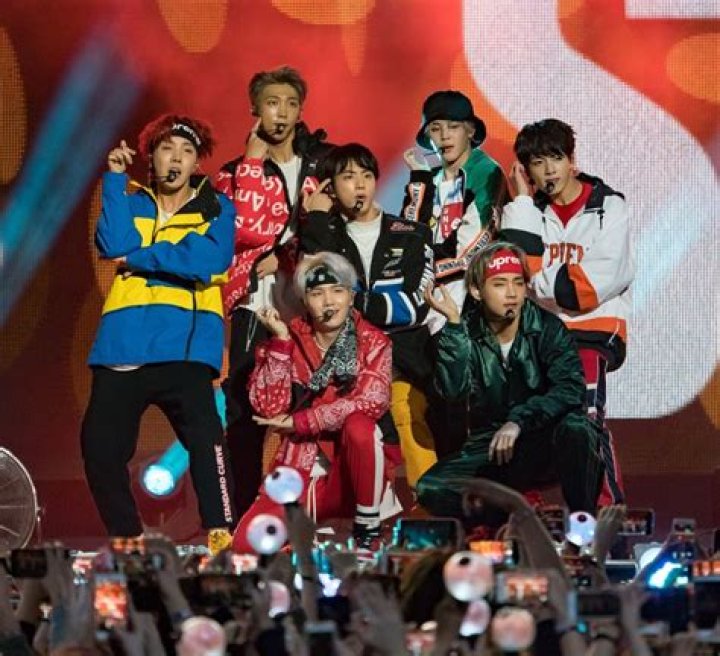 BTS’ J-Hope Debuts Buzz Cut, Reports for Mandatory Military Service – Hollywood Life
