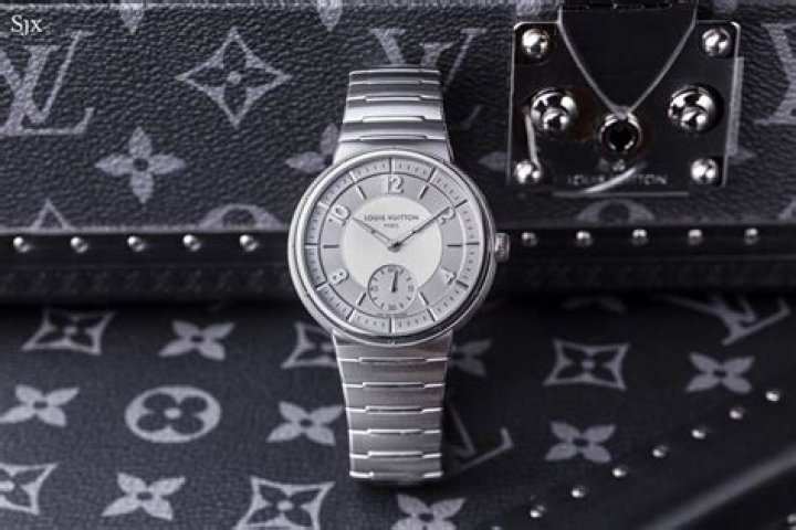 BTS Members Receive Custom Invites To Watch Louis Vuitton’s Next Men’s Show & Fans Go Wild