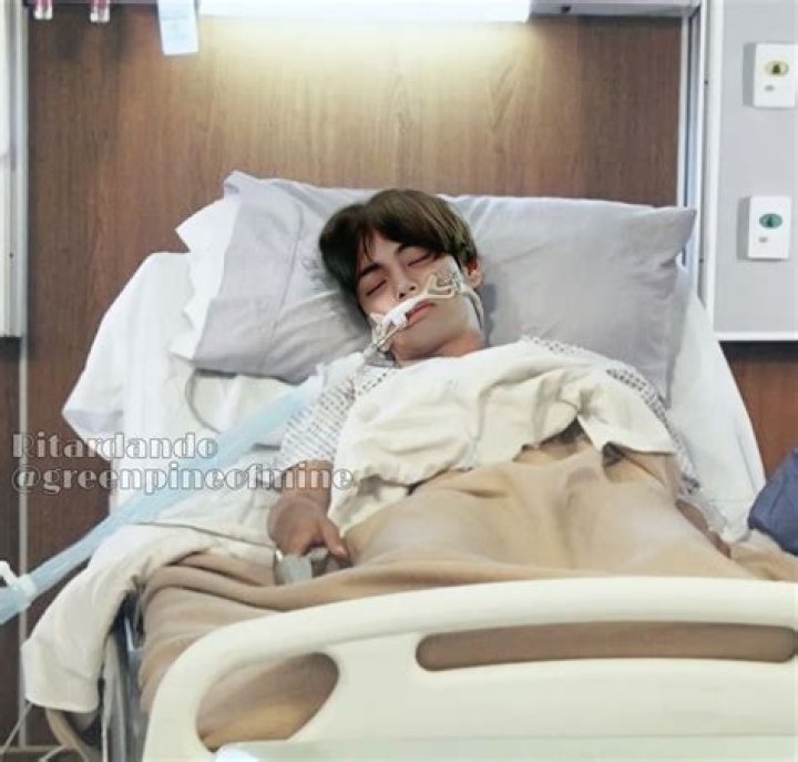 BTS Singer Hospitalized – Hollywood Life