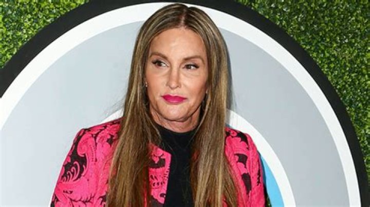 Caitlyn Jenner Calls Daughters Kylie & Kendall A Burden: ‘I Spent 23 Years Carting Them Around’