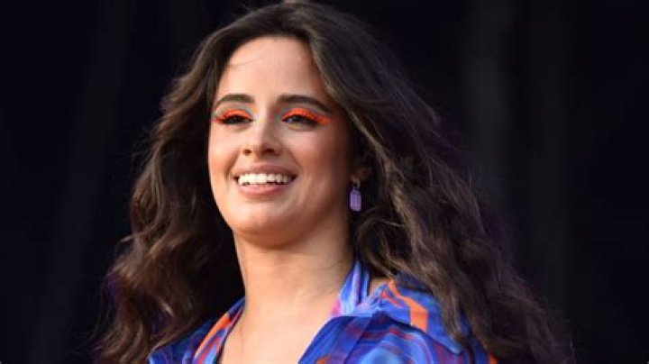 Camila Cabello Debuts Blue Hair Makeover — Before & After Pics – Hollywood Life