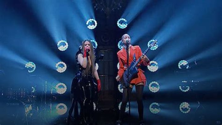 Camila Cabello & Willow Smith Perform ‘Psychofreak’ — Video – Hollywood Life
