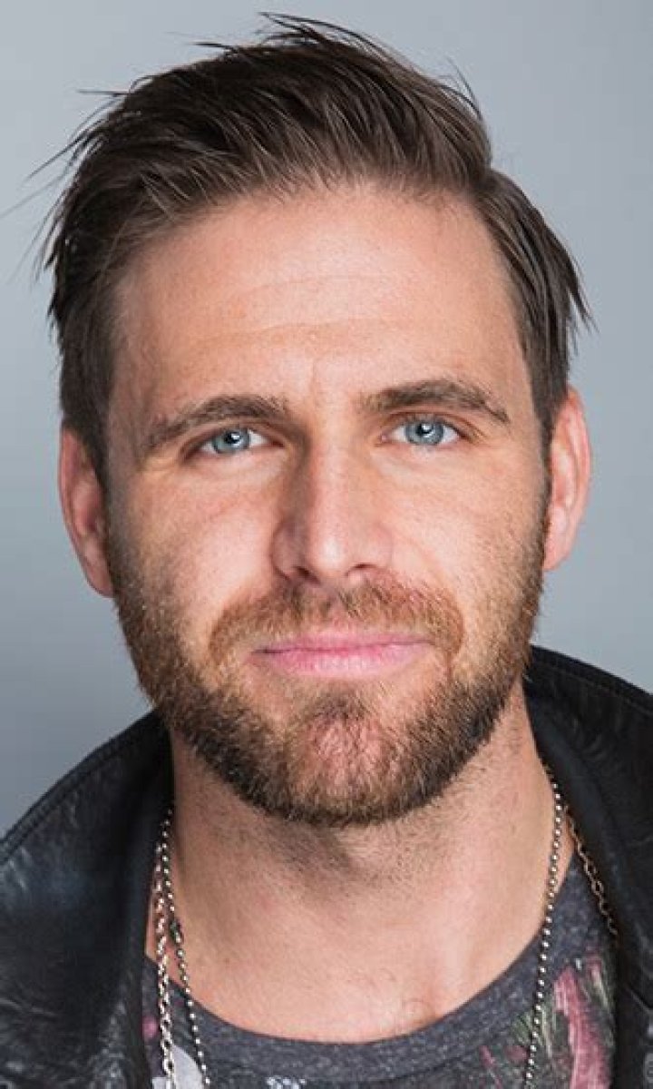 Canaan Smith Celebrity Profile – Hollywood Life