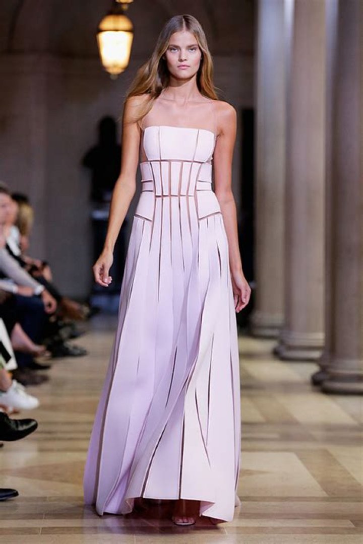 Carolina Herrera NYFW Spring 2016