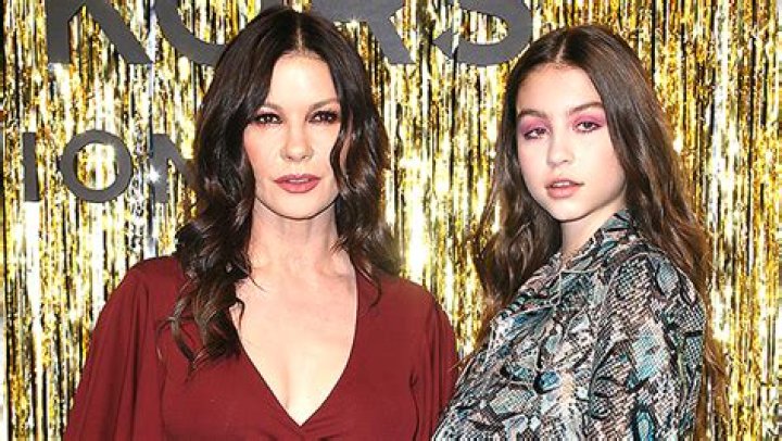 Catherine Zeta-Jones Daughter’s Carys Turns 18 & Family Celebrates – Hollywood Life