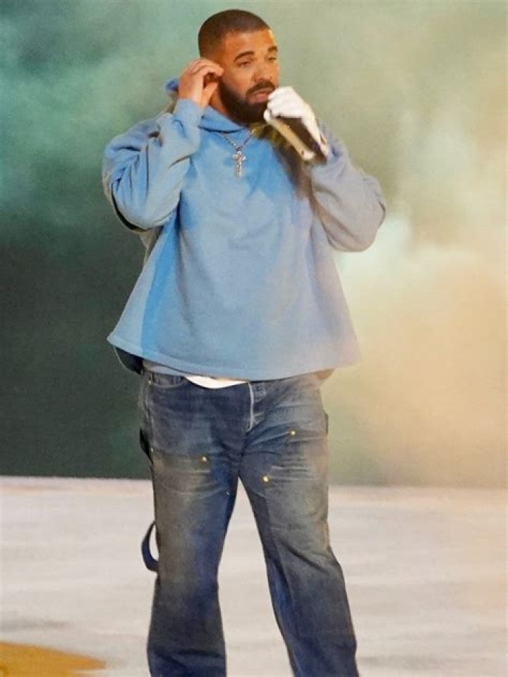 Celebrities At Kanye West & Drake’s Larry Hoover Concert: Photos – Hollywood Life
