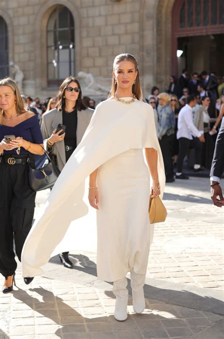 Celebrities At Paris Fashion Week 2021 – Photos – Hollywood Life