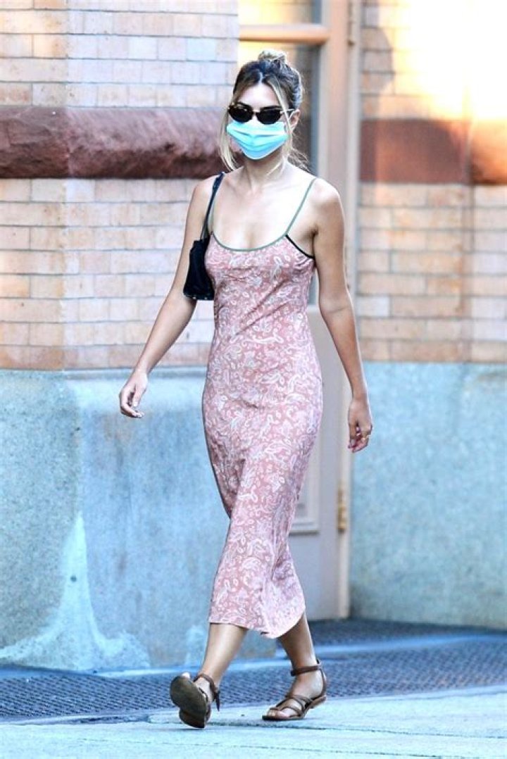 Celebs Wearing Spaghetti Strap Dresses: Photos – Hollywood Life