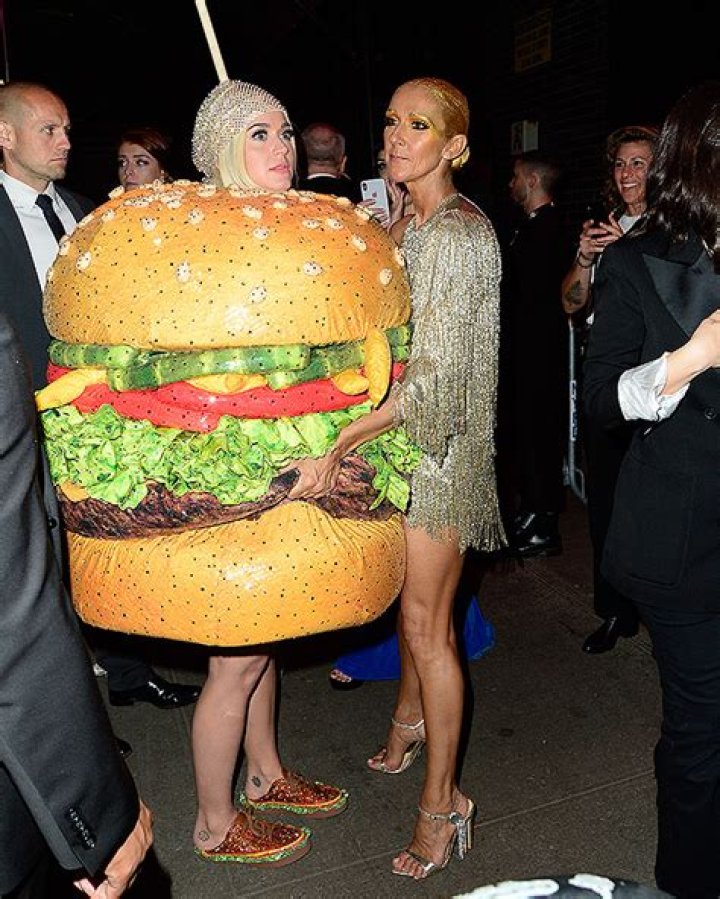 Celine Dion Humps Katy Perry In Hamburger Costume At Met Gala: Watch – Hollywood Life