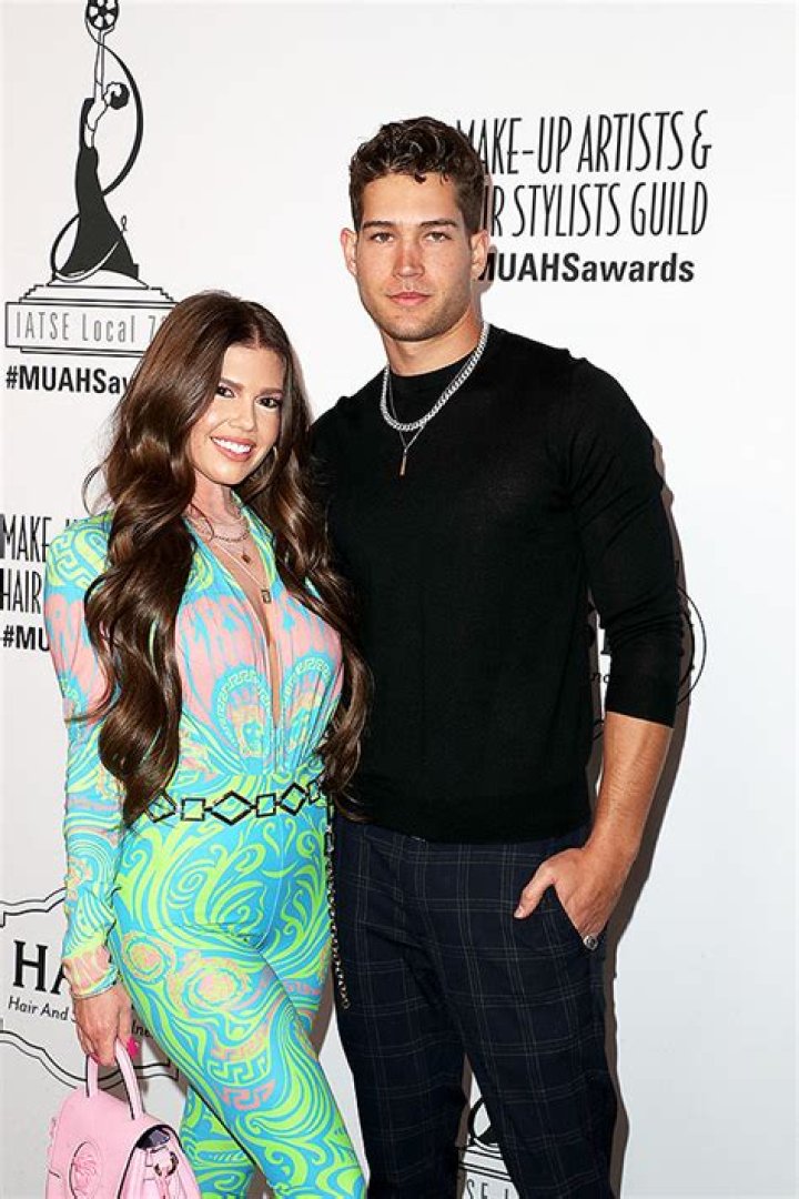 Chanel West Coast Is Pregnant & Expecting 1st Baby With Boyfriend – Hollywood Life