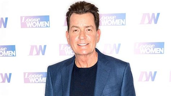 Charlie Sheen Shares Movie Set Photo With Kevin Connolly – Hollywood Life