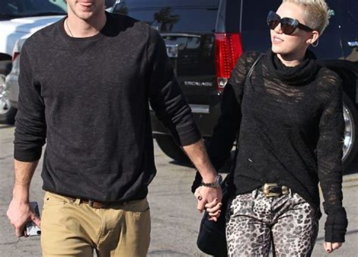 Cheating On Miley Cyrus – Hollywood Life