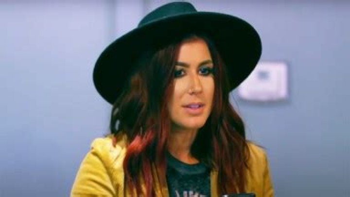 Chelsea Houska & Cole DeBoer Snuggle Baby Walker In 1st Photo With Newborn Daughter