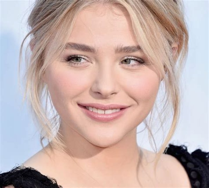 Chloe Moretz — ‘It Was Really Hard To See My Brothers Be Hated’ For Being Gay – Hollywood Life