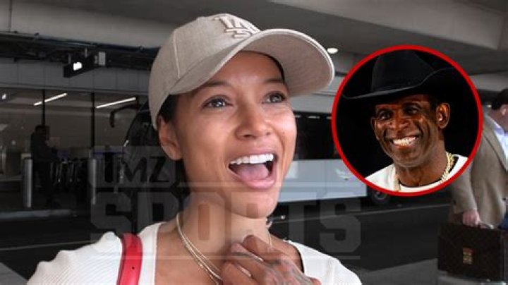 Chris Brown Pushes His Way Into Karrueche Tran’s Car On Fight Night — Video