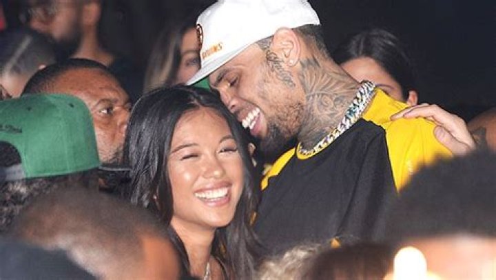Chris Brown Shares Rare Family Photo With Son Aeko & Ammika Harris – Hollywood Life