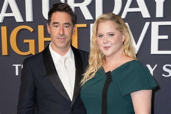 Chris Fischer – Pics Of Amy Schumer’s Husband