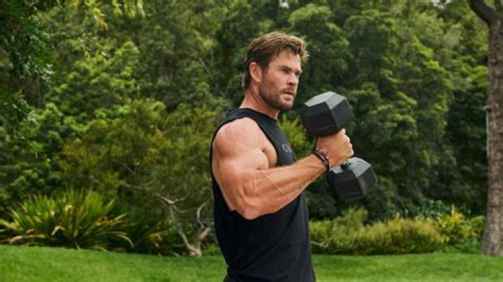Chris Hemsworth’s Muscles Have Muscles In This Unbelievable Workout Pic