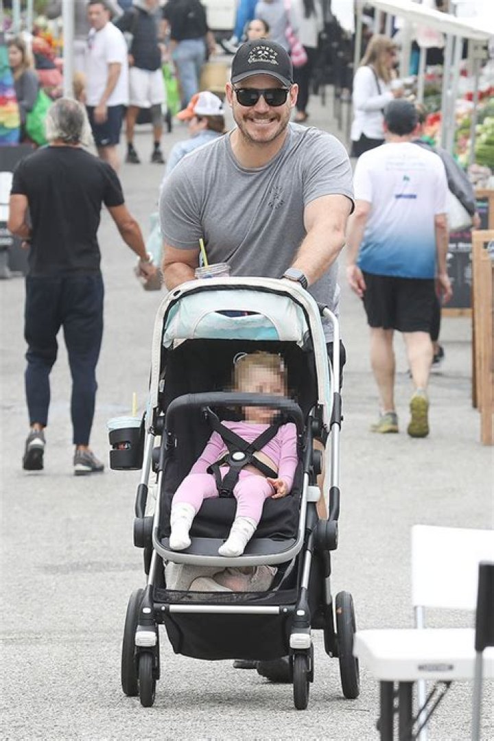 Chris Pratt’s Son Jack Rides Scooter During Family Outing: Photos – Hollywood Life