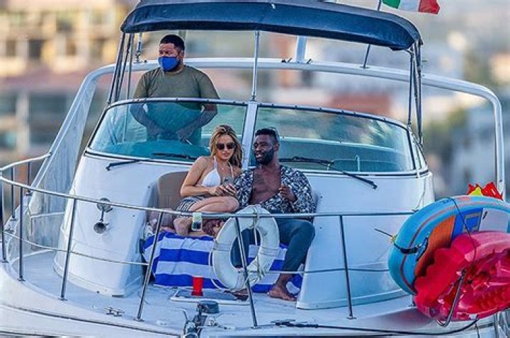 Chrishell Stause & New BF Keo Motsepe Pack On PDA While Enjoying Mexico Getaway — See Pics