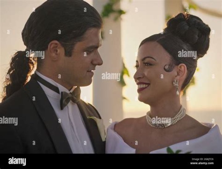 Christian Serratos Transforms Into Selena Quintanilla In Netflix Series First Look — Watch