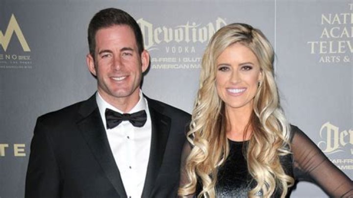 Christina Anstead Shows Off Her Fab Bikini Bod 2 Weeks After Ex Tarek El Moussa Gets Engaged
