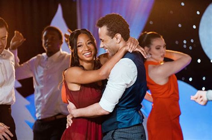 ‘Christmas Dance Reunion’s Corbin Bleu & Monique Coleman On Reuniting – Hollywood Life