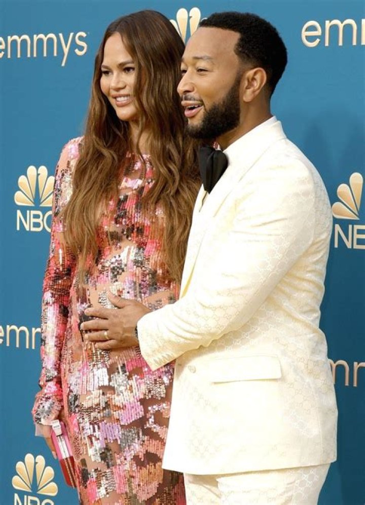 Ciara Says She Has ’48 Lbs’ To Lose After Baby No. 3 & Plans To Work ‘Really Hard’ — Photo