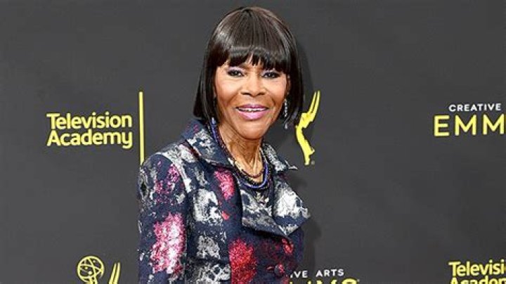 Cicely Tyson’s Hair Makeover: Hollywood Icon, 95, Debuts Incredible New Purple Do’