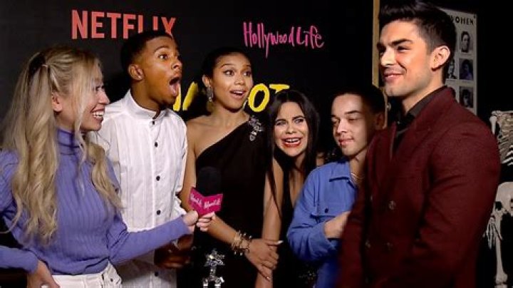 Co-Creators Break Down S3 Finale & More – Hollywood Life