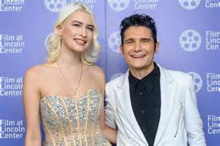 Corey Feldman & Courtney Anne Married In Surprise Las Vegas Wedding – Hollywood Life