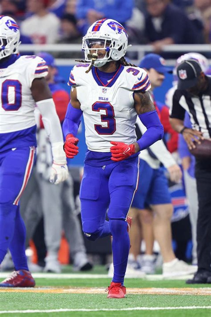 Damar Hamlin Returns To Football Training Camp After Cardiac Arrest – Hollywood Life
