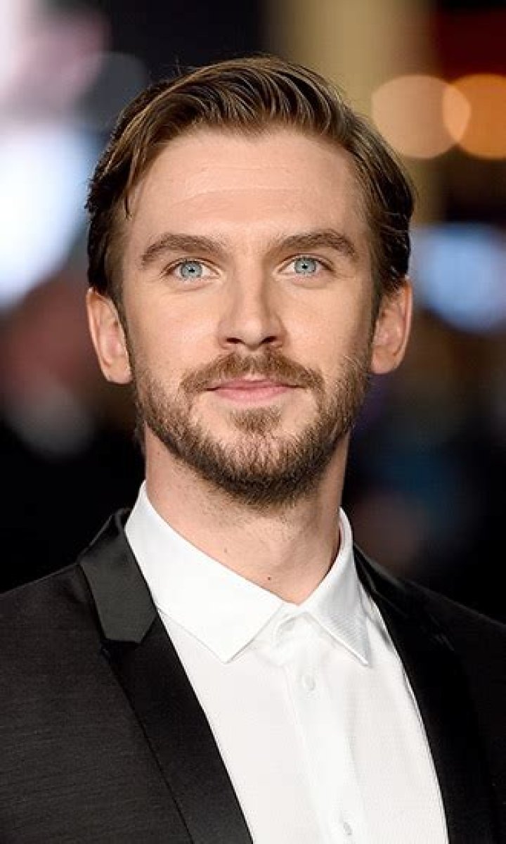 Dan Stevens – Hollywood Life